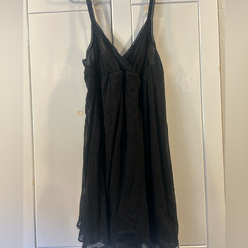 Nordstrom Gossamer Black Lace Trim night gown. Like new